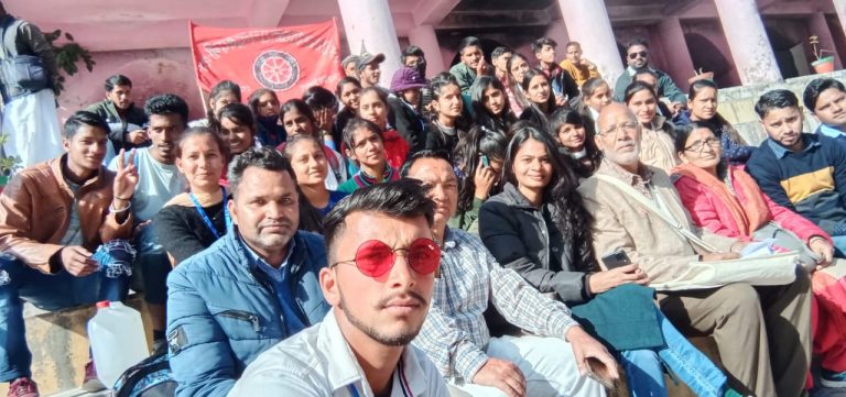 राजकीय महाविद्यालय चंद्रबदनी नदियों को जानों अभियान में पहुंचे देवप्रयाग-प्रताप सिंह बिष्ट