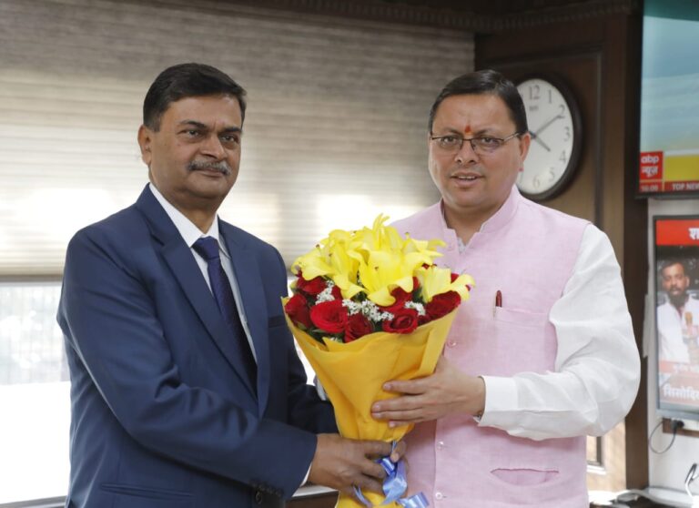मुख्यमंत्री धामी ने केन्द्रीय ऊर्जा मंत्री आर के सिंह से भेंट कर बिजली देने पर धन्यवाद दिया