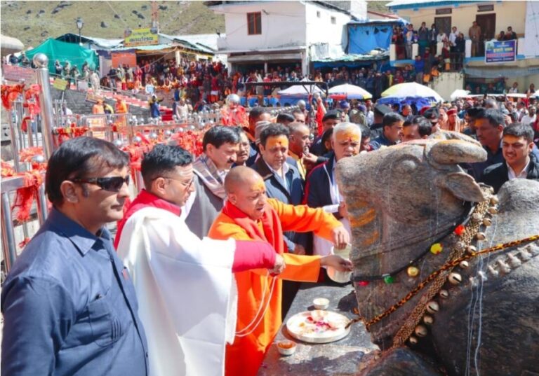 Uttar Pradesh Chief Minister Yogi Adityanath reached Shri Kedarnath Dham on Sunday and performed darshan and Rudrabhishek of Baba Kedar.