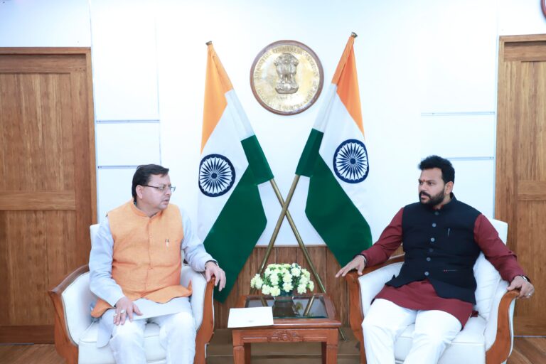 Goodnews,मुख्यमंत्री पुष्कर सिंह धामी ने केन्द्रीय नागरिक उड्डयन मंत्री  किंजरापु राममोहन नायडू से भेंट की-ukpkg.com- जीतमणि-पैन्यूली