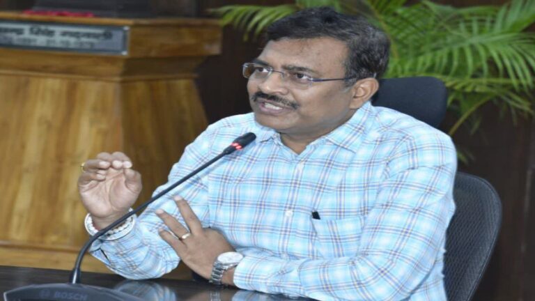 मुख्य सचिव ने केन्द्रीय वित्त सचिव सहित विभिन्न मंत्रालयों के उच्चाधिकारीयों से की मुलाकात