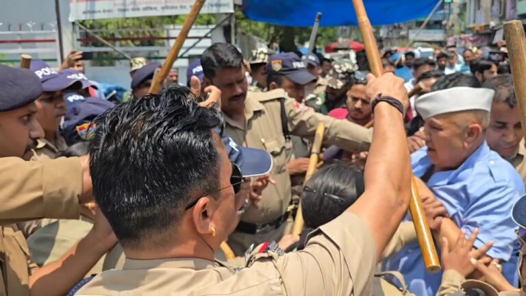 फिर पार्टी कार्यालय को लेकर बवाल,कांग्रेसियों की पुलिस से झड़प