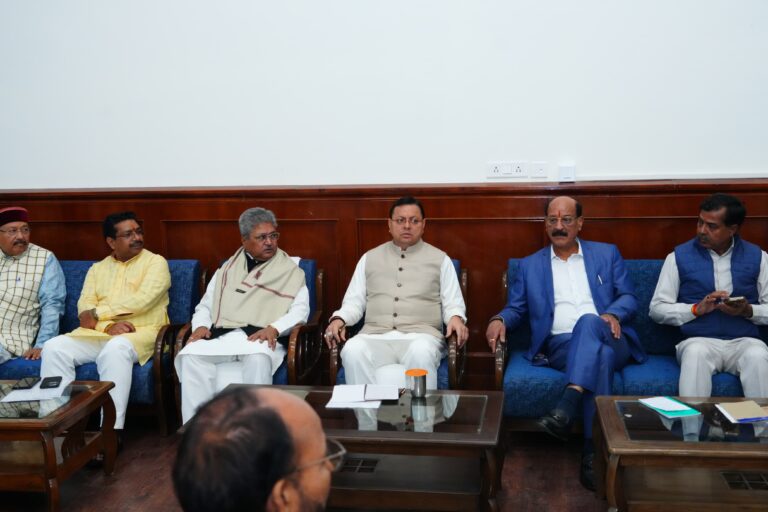 मुख्यमंत्री  पुष्कर सिंह धामी नेगैरसैंण (भराड़ीसैंण) में विधान मण्डल दल बैठक में प्रतिभाग किया