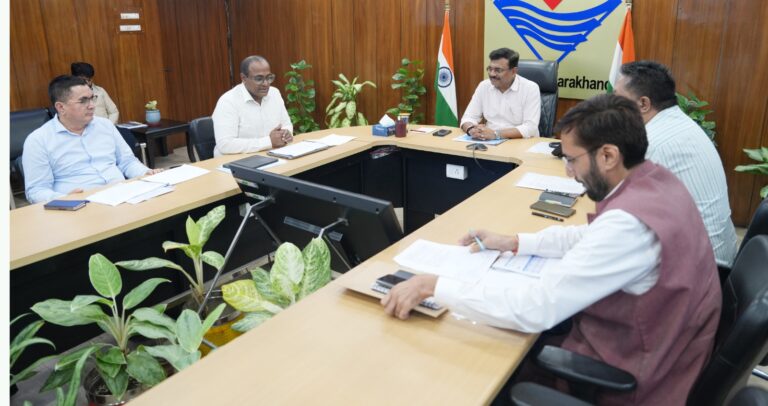 Good news,जनपद, एमपैक्स के कम्प्यूटराईजेशन और डाटा अपडेशन में लाएं तेजीः मुख्य सचिव