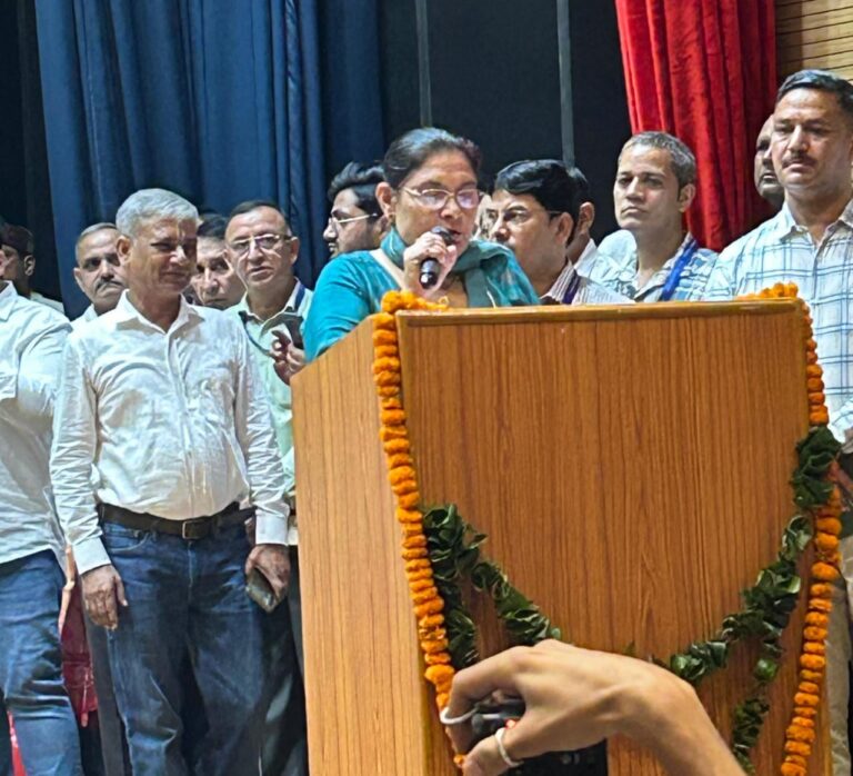 All are good news,देहरादून में जिला पंचायत के नवनिर्वाचित अध्यक्ष, उपाध्यक्ष एवं सदस्यों का शपथ ग्रहण समारोह संपन्न पढ़ें सभी समाचार