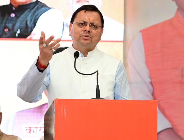 Good newsप्रात: काल माननीय मुख्यमंत्री श्री पुष्कर सिंह धामी जी समस्त जिलाधिकारियों के साथ आपदा प्रभावित क्षेत्रों में राहत और बचाव कार्यों एवं विकास संबंधित कार्यों की समीक्षा बैठक लेते हुए जानिए सभी समाचार