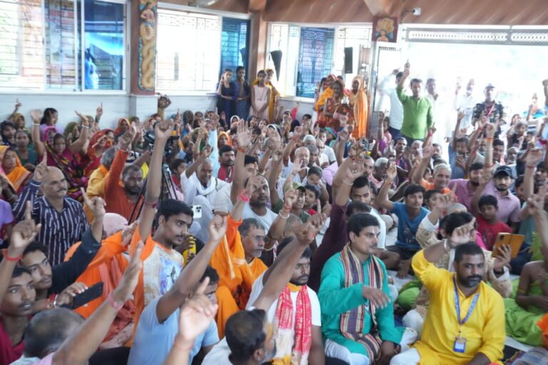 Great news पूज्यपाद शंकराचार्य भगवान की गौ मतदाता संकल्प बिहार यात्रा को मिल रहा है भारी समर्थन