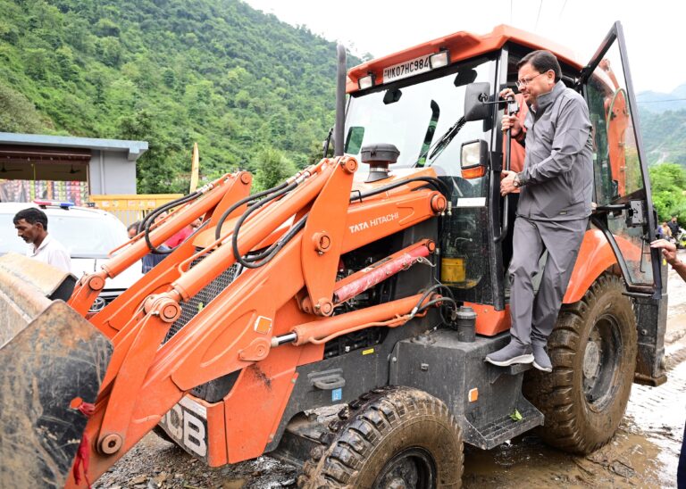 All are Great news जन्मदिवस पर प्राकृतिक आपदा के मोर्चे पर जूझते रहे मुख्यमंत्री धामी