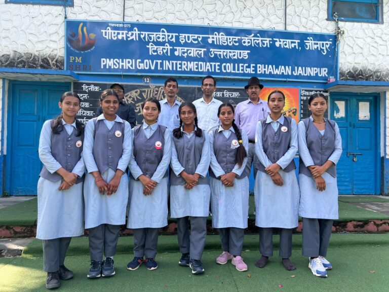 मुख्यमंत्री धामी के नेतृत्व में सरकारी स्कूल आधुनिक संसाधनों, स्मार्ट कक्षाओं और तकनीकी सुविधाओं से विद्यार्थी शिक्षा प्राप्त कर रहे हैं जानिए सभी समाचार