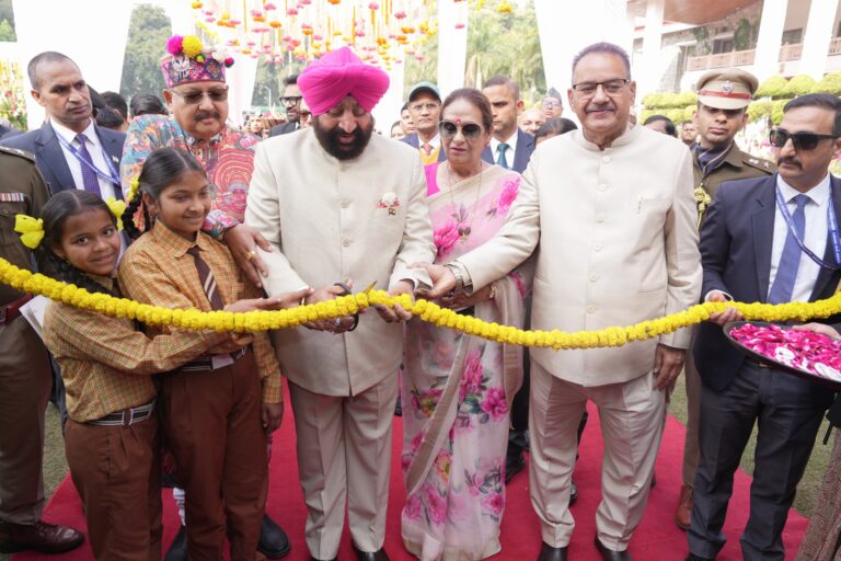 लोक भवन में राज्यपाल ने वसंतोत्सव-2026 का शुभारंभ किया