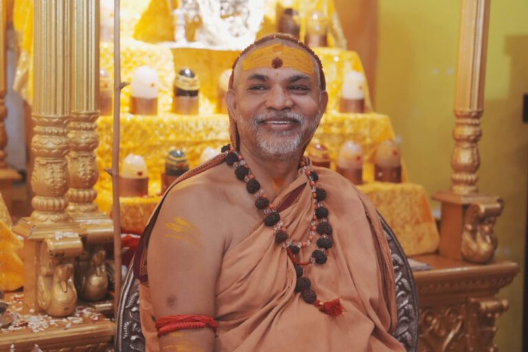 गौ-ब्राह्मणादि हर सनातनी प्रतीकों एवं निर्बल सनातनियों के रक्षार्थ ‘शंकराचार्य चतुरंगिणी’ (शं.च.) के गठन की विधिवत घोषणा