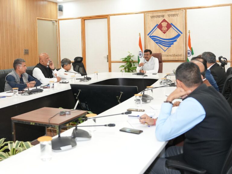प्रधानमंत्री ग़रीब कल्याण अन्न योजना का राशन अप्रैल में मिलेगा, चार धाम यात्रा में गैस की आपूर्ति कम न की जाय जानिए सभी समाचार