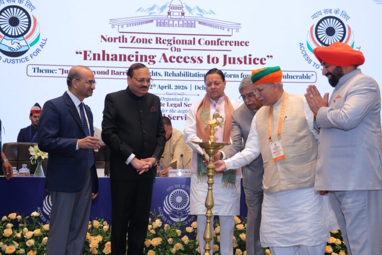 रन फॉर अवेयरनेस रैली को मुख्यमंत्री ने झंडी दिखाने के बाद प्रधानमंत्री के आगमन मार्ग का निरक्षण किया पढ़ें सभी समाचार